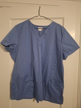 White Cross Women's Light Blue V-Neck Medical Scrub Top